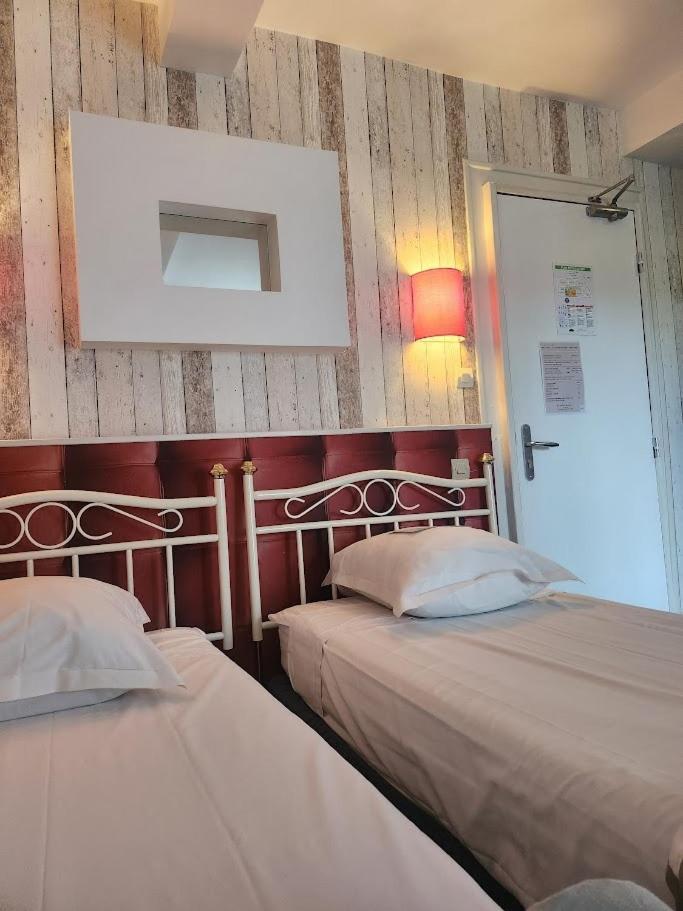 Hotel Ariane Vichy Esterno foto